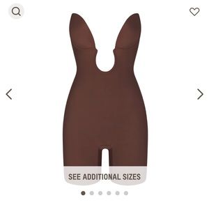 SKIMS DEEP PLUNGE SHAPEWEAR MID THIGH BODYSUIT